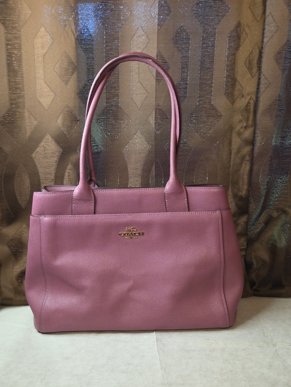 Coach Mauve Leather Tote with Gold Logo Hardware 2018